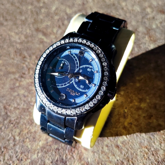 [SOLD ELSEWHERE] Black Women's Zodiac Watch Swiss Made - Picture 1 of 14